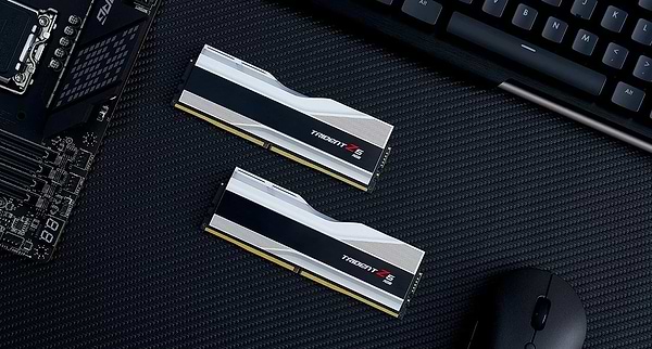Фото - Память DDR G.Skill Trident Z5 RGB DDR5-6000 32GB 2x16GB CL30-40-40-96 1.35V (F5-6000J3040F16GX2-TZ5RS)