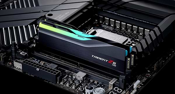 Фото - Память DDR G.Skill Trident Z5 RGB DDR5-6000 64GB 2x32GB Intel XMP CL36-36-36-96 1.35V (F5-6000J3636F32GX2-TZ5RK)