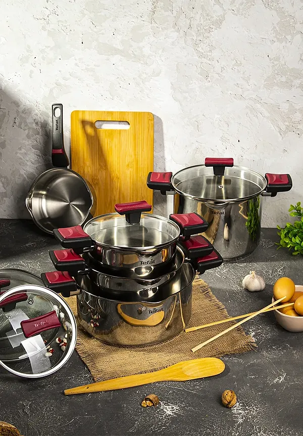 Фото - Набор посуды Tefal G723SA74 Cook&Clip 10 пр кастрюли 22см (6,1 л)/24 см (5,0 л)/20 см (2,9 л)/18 см (2,0 л), ковш16 см (1,5 л)