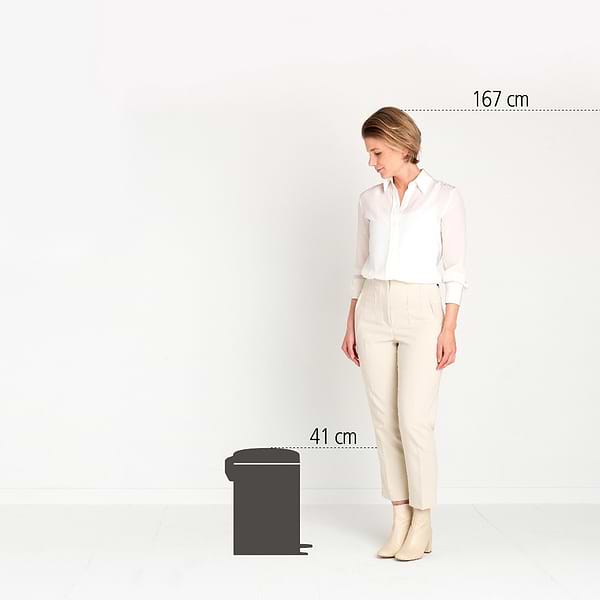 Фото - Бак для сміття з педаллю Brabantia Pedal Bin 12 л 111969