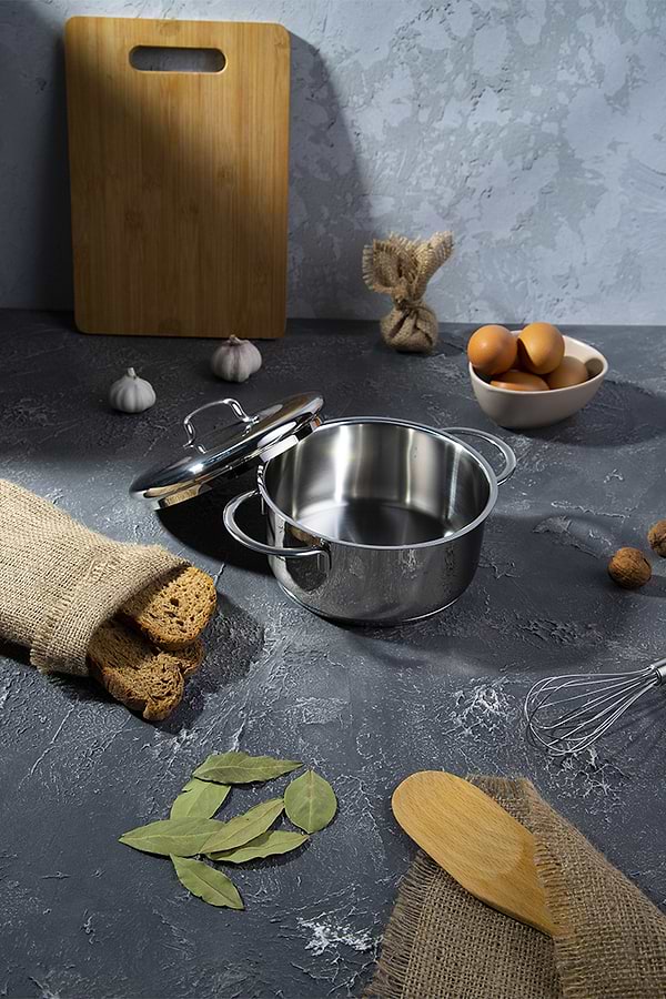 Фото - Кастрюля WMF 716766040 MINI 16 см, 1,5 л