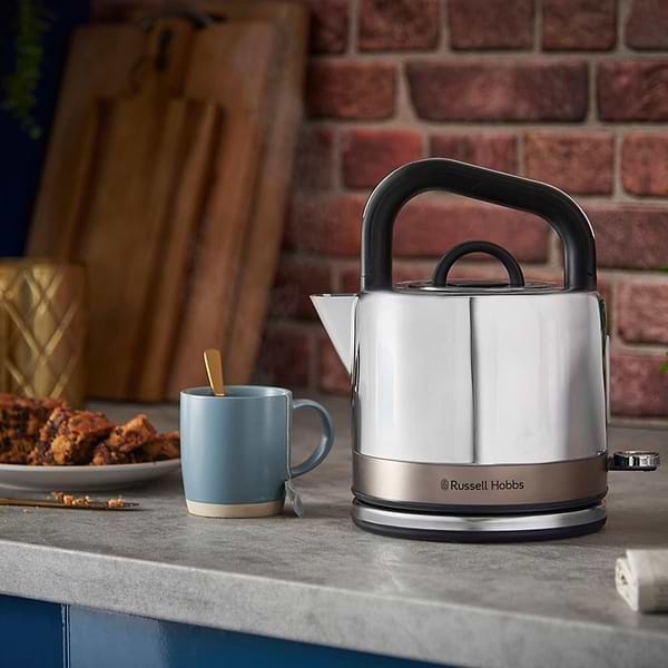 Фото - Электрический чайник Russell Hobbs 26422-70 Distinctions Metal