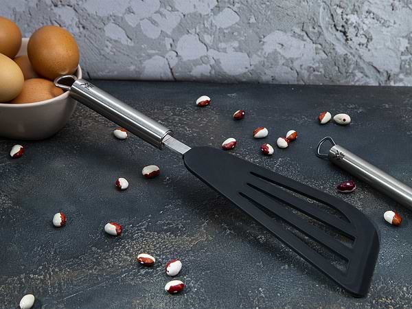 Фото - Лопатка кухонна WMF 1873086030 PROFI PLUS 32 см