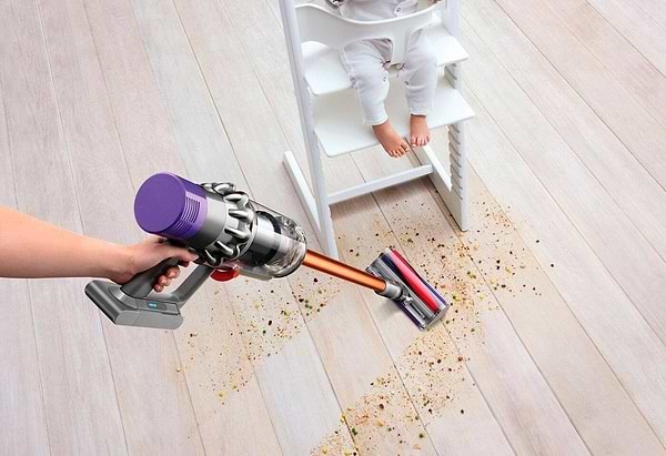 Фото - Уценка - Пылесос ручной для дома Dyson SV27 V10 Absolute EU/CH/RU/MEA SNk/Ir/Co (394115-01)