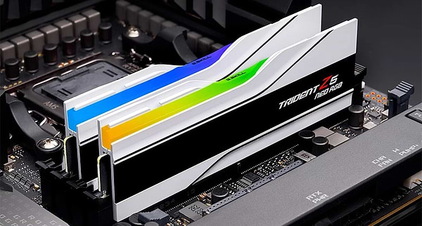 Фото - Память DDR G.Skill Trident Z5 Neo RGB White DDR5-6400 32GB (2x16GB) CL30-39-39-102 1.40V AMD EXPO (F5-6400J3039G16GX2-TZ5NRW)