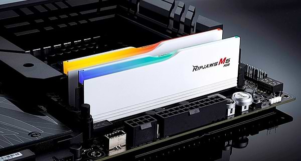 Фото - Память DDR G.Skill Ripjaws M5 RGB White DDR5-6000 32GB (2x16GB) (F5-6000J3636F16GX2-RM5RW)