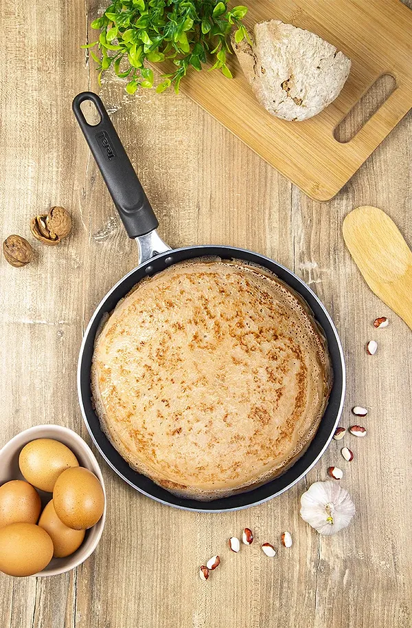 Фото - Сковорода для блинов Tefal B5671053 Simply Clean 25 см