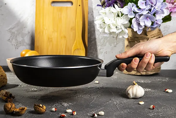 Фото - Сковорода универсальная Tefal C3840453 XL INTENSE 24 см