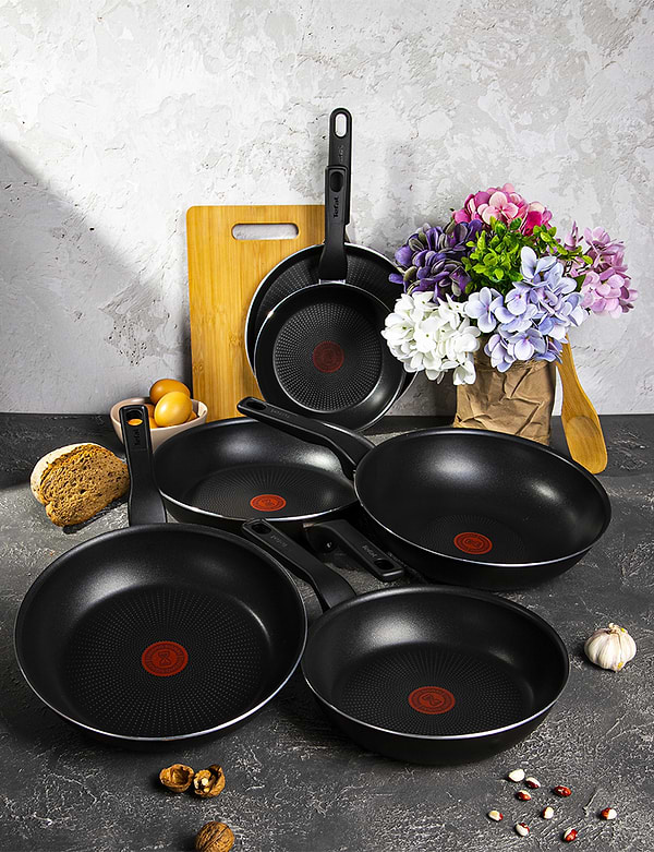 Фото - Сковорода універсальна Tefal C3840653 XL INTENSE 28 см