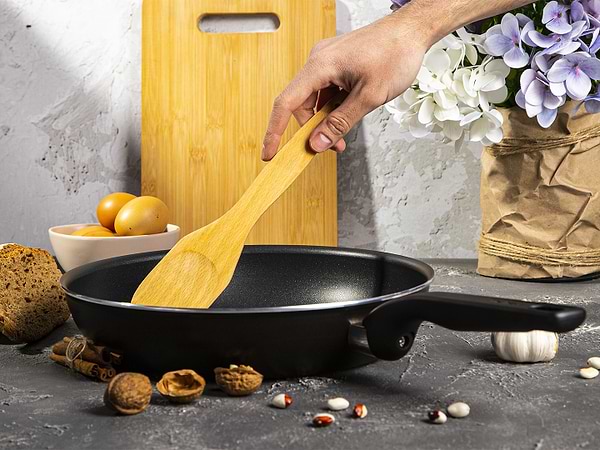 Фото - Сковорода універсальна Tefal C3840653 XL INTENSE 28 см