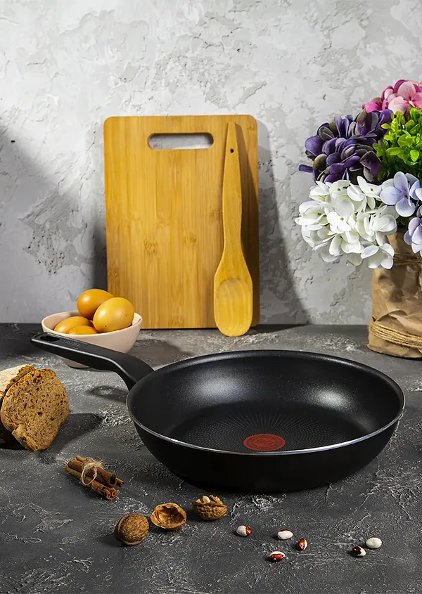 Фото - Сковорода універсальна Tefal C3840653 XL INTENSE 28 см