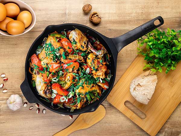 Фото - Сковорода універсальна Tefal E2320674 Delicio 28 см