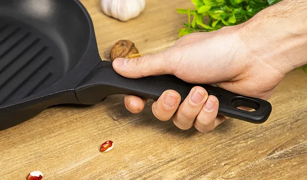 Фото - Сковорода гриль Tefal E2324074 Delicio 26 см Гриль