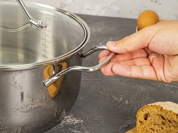 Фото - Кастрюля Tefal A7024685 Intuition 24 см (4.9 л)