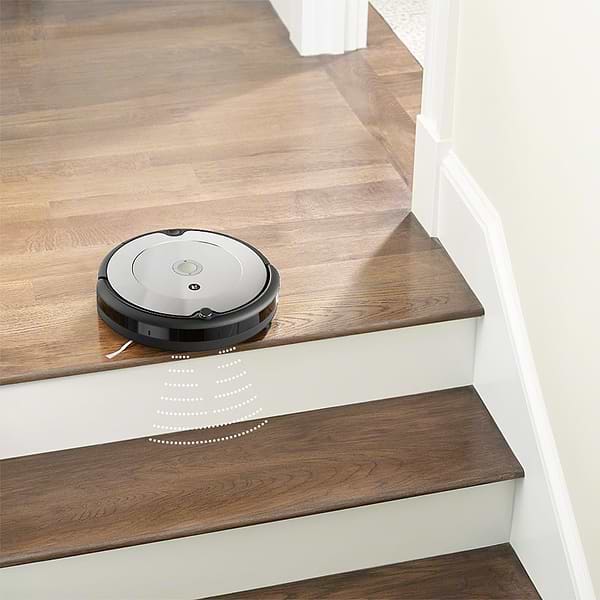 Фото - Робот-пилосос iRobot Roomba 698