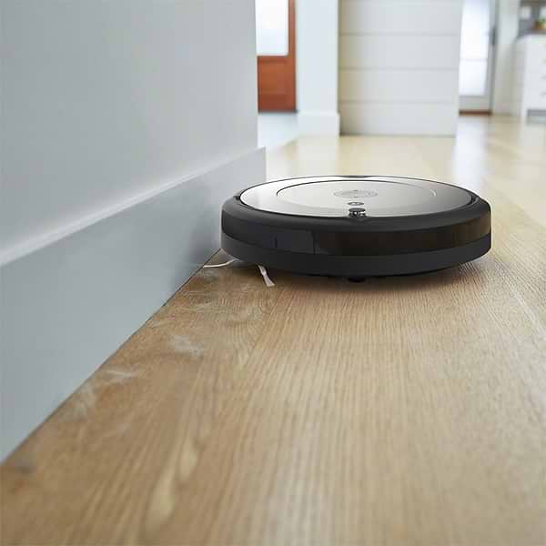 Фото - Робот-пилосос iRobot Roomba 698