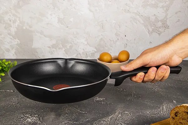 Фото - Сковорода універсальна Tefal B5580SET Day by Day с/кр 24 см