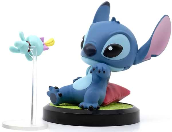 Фото - Коллекционная фигурка YUME Hero Box Stitch Стич и его игрушка (15842)