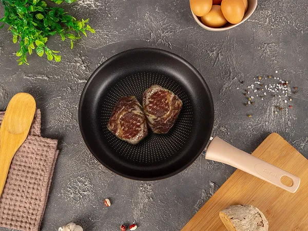 Фото - Сковорода універсальна Tefal G2540453 Eco Respect 24 см