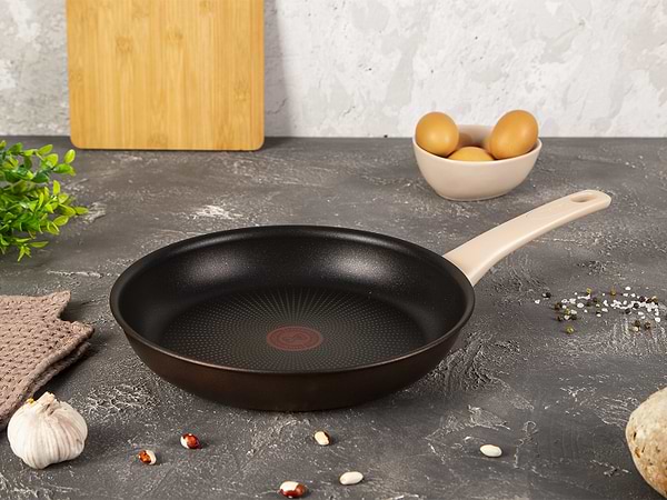 Фото - Сковорода универсальная Tefal G2540553 Eco Respect 26 см