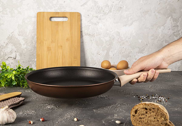 Фото - Сковорода універсальна Tefal G2540653 Eco Respect 28 см