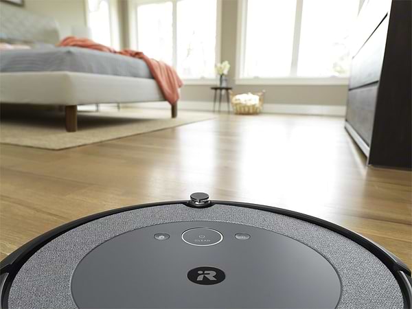 Фото - Робот-пылесос iRobot Roomba i3