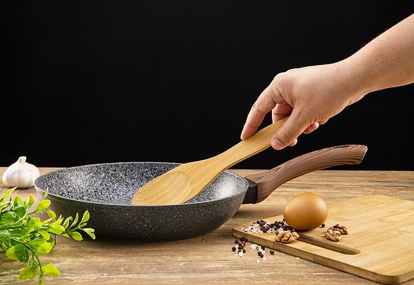 Фото - Сковорода універсальна Aureti Marble 20 см (AU-301-20)