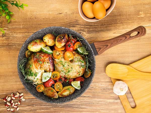 Фото - Сковорода універсальна Aureti Marble 20 см (AU-301-20)