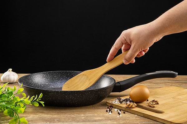 Фото - Сковорода універсальна Aureti Titanium 26 см (AU-403-26)