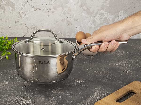 Фото - Ківш Tefal A7022385 Intuition 18 см  (2,0 л)