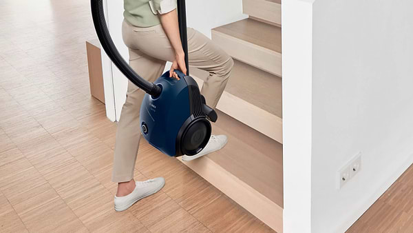 Фото - Пылесос для сухой уборки с мешком Bosch BGBS2BU1T