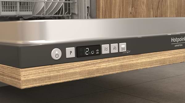 Фото - Посудомоечная машина встраиваемая Hotpoint-Ariston HI 5010 C