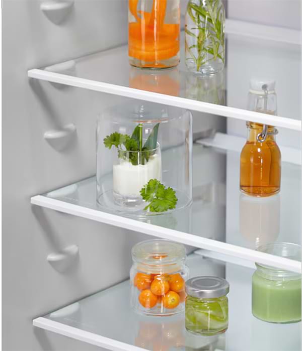 Фото - Холодильник вбудований Electrolux LNS3LE18S