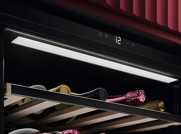 Фото - Винный шкаф встраиваемый AEG NKW8P21KAB