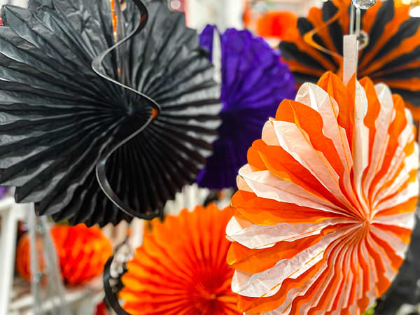 Фото - Декор Halloween YES! Fun Набор бумажных вееров, 5 шт. (35 см-3шт, 40 см 2шт) (973624)