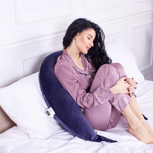 Фото - Подушка для майбутніх мам MirSon №8304 Velvet Line 28-0006 Navy blue Велюр 30х170х20 см (2200006200291)