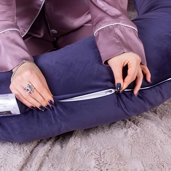 Фото - Подушка для майбутніх мам MirSon №8304 Velvet Line 28-0006 Navy blue Велюр 30х170х20 см (2200006200291)