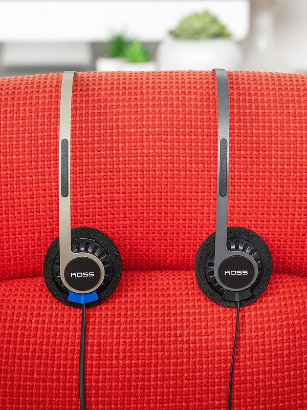 Фото - Наушники накладные проводные Koss KPH40 Utility Beige (197584.102)