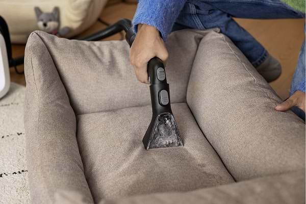 Фото - Пылесос моющий с контейнером Karcher SE 3 Compact Floor (1.081-533.0)