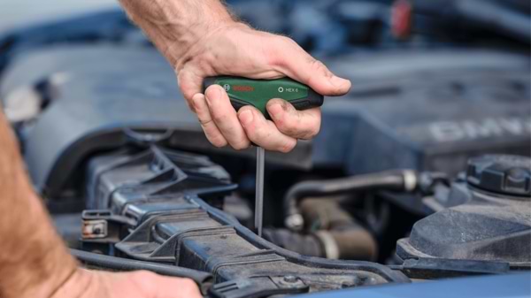 Фото - Набір викруток Bosch HEX 2-10мм Т-подібне 7 шт. (1.600.A03.9J1)