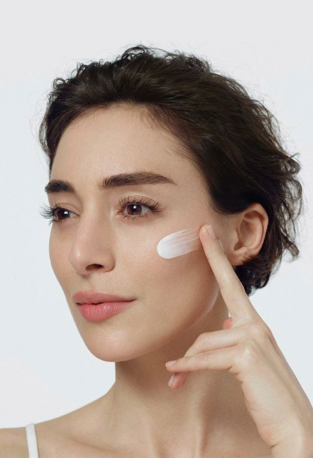Фото - Крем для обличчя L'Oreal DERM EXP Revitalift Догляд денний, зволожуючий 50 мл