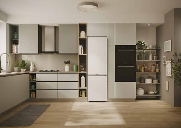 Фото - Холодильник Candy CNCQ2T518EW