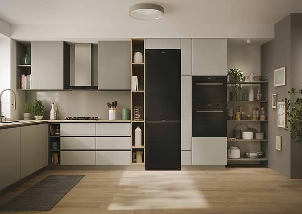 Фото - Холодильник Candy CNCQ2T620EB