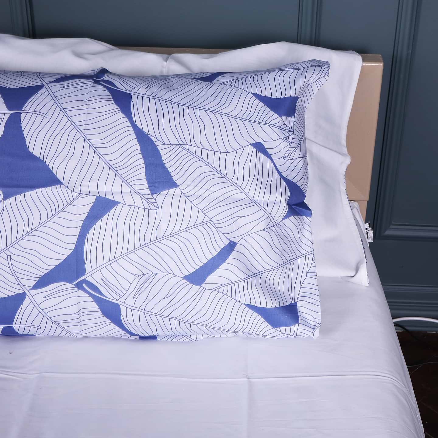 Наволочка MirSon 22-1433 Whispering Leaves 70х70 см (2200011248257)