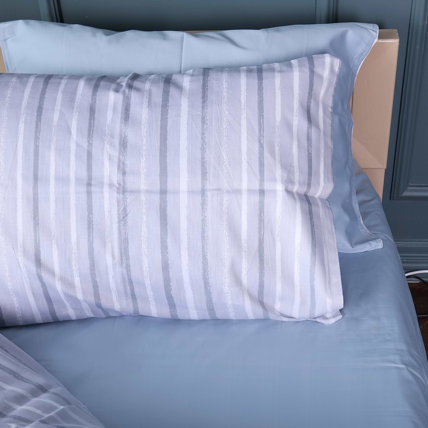 Наволочка MirSon 22-1430 Refined Lines 40х60 см (2200011247601)