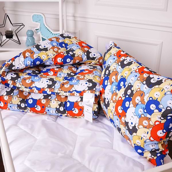 Фото - Ковдра дитяча зима MirSon антиалергенна Kids Time 20-0032 Colored bears 140х205 см Бавовна (2200009664748)