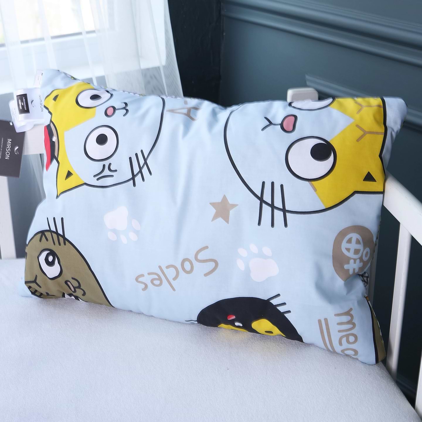 Подушка стандартная MirSon №3825 Kids Time 18-0007 Cool Cate (2200007029020)