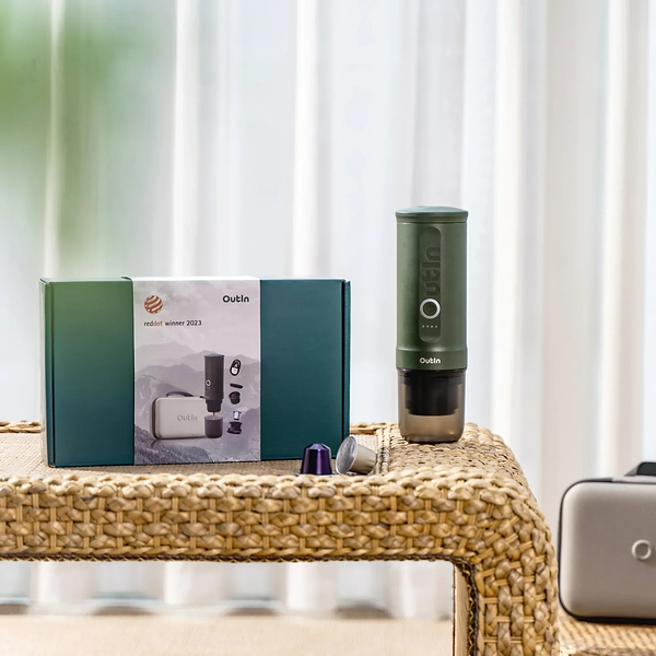 Фото - Портативная кофеварка OUTIN Forest Green в дорожном футляре OTEM-01-FG-BAG