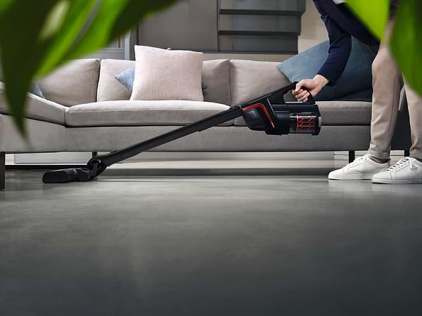 Фото - Пилосос ручний для дому Miele SMUL1 05 TRIFLEX HX1 Чорний обсидіан/Червоний