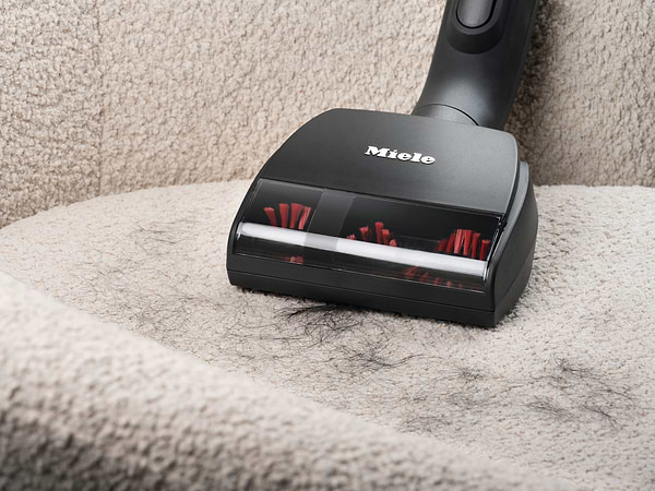 Фото - Пылесос ручной для дома Miele SOML0 30 Triflex HX2 C&D